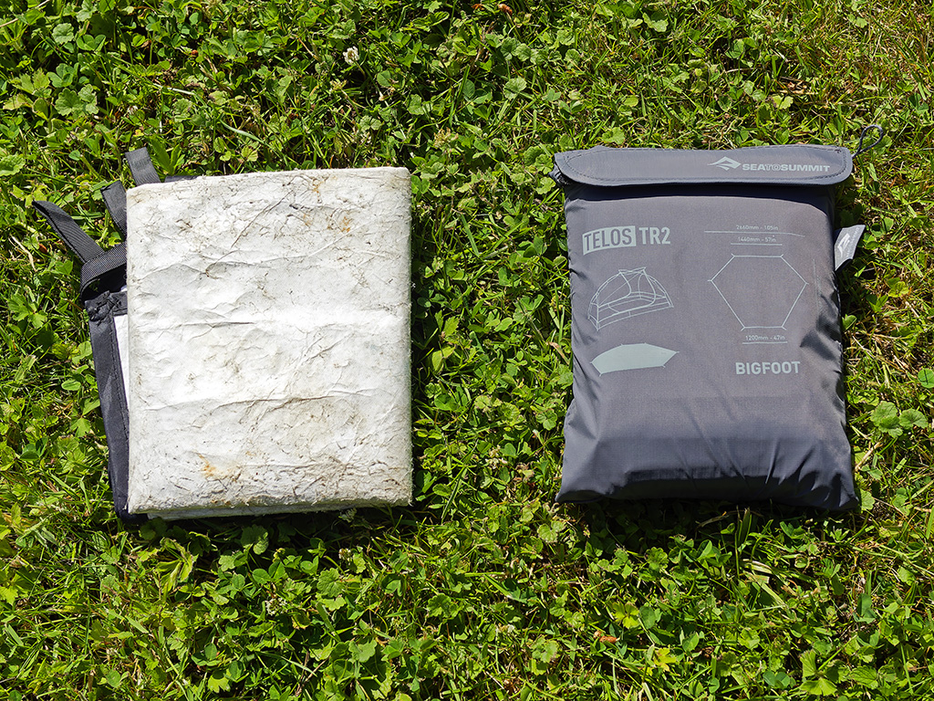 Tapis de sol pliés