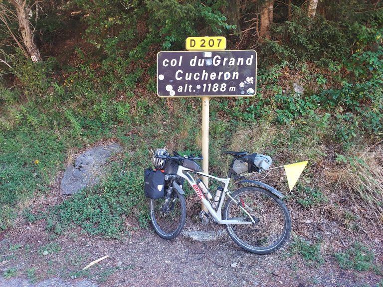 1000 Bornes : Col du Grand Cucheron, 1188m